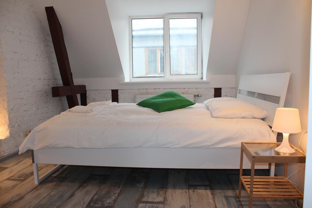 Three-Bedroom Apartment On Peldu 19 Riga Esterno foto
