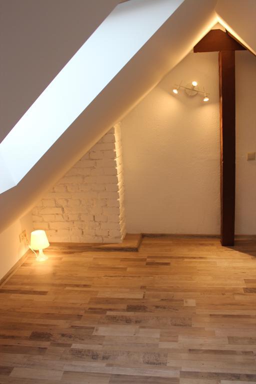 Three-Bedroom Apartment On Peldu 19 Riga Esterno foto