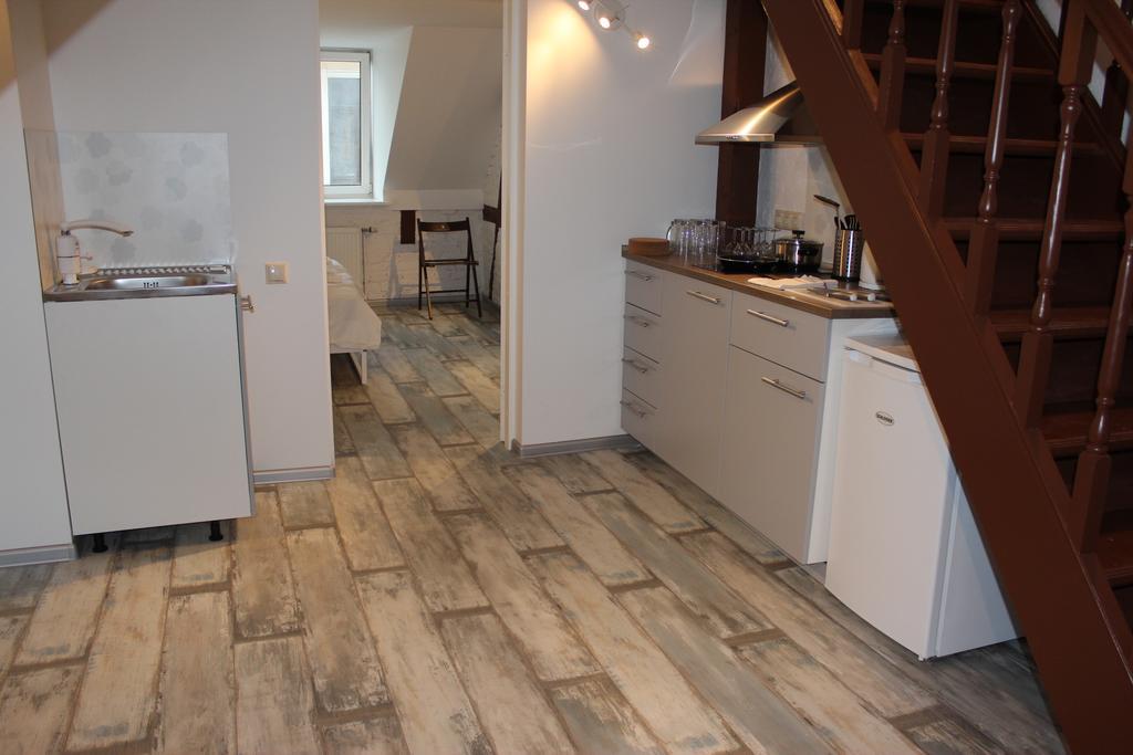Three-Bedroom Apartment On Peldu 19 Riga Esterno foto