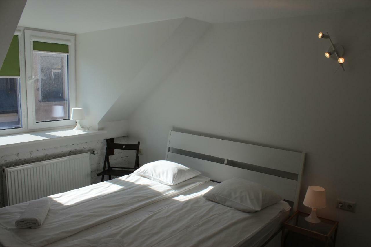 Three-Bedroom Apartment On Peldu 19 Riga Esterno foto