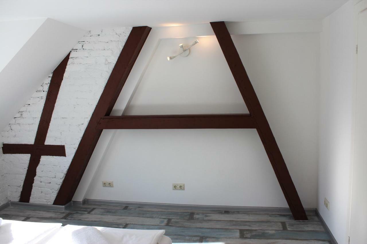 Three-Bedroom Apartment On Peldu 19 Riga Esterno foto